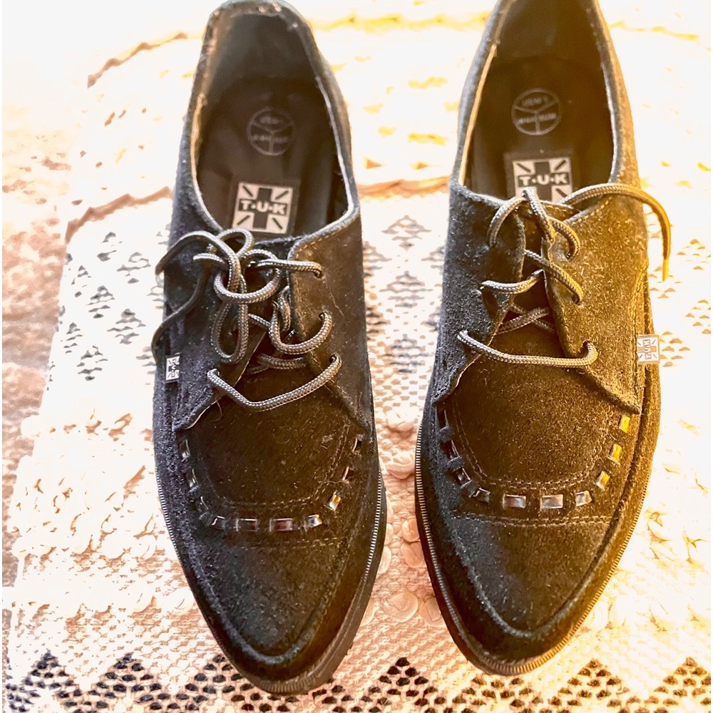 Tux Black platforms